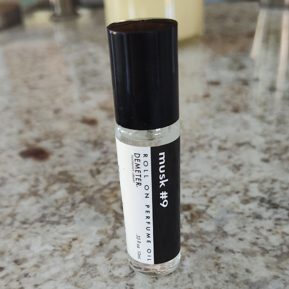 Demeter Black Bath & Body Elixir Roll On Oil Fragrance Musk #9